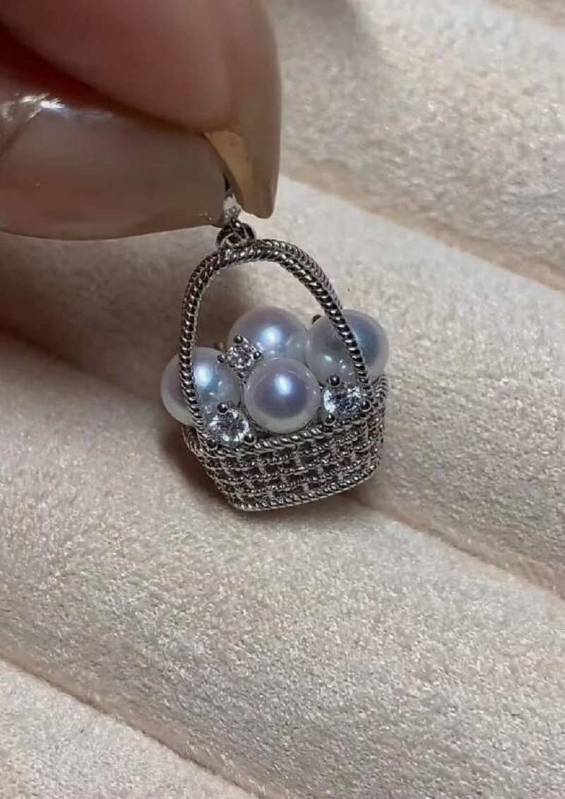 530 Chain - elegante colgante de perlas blancas del